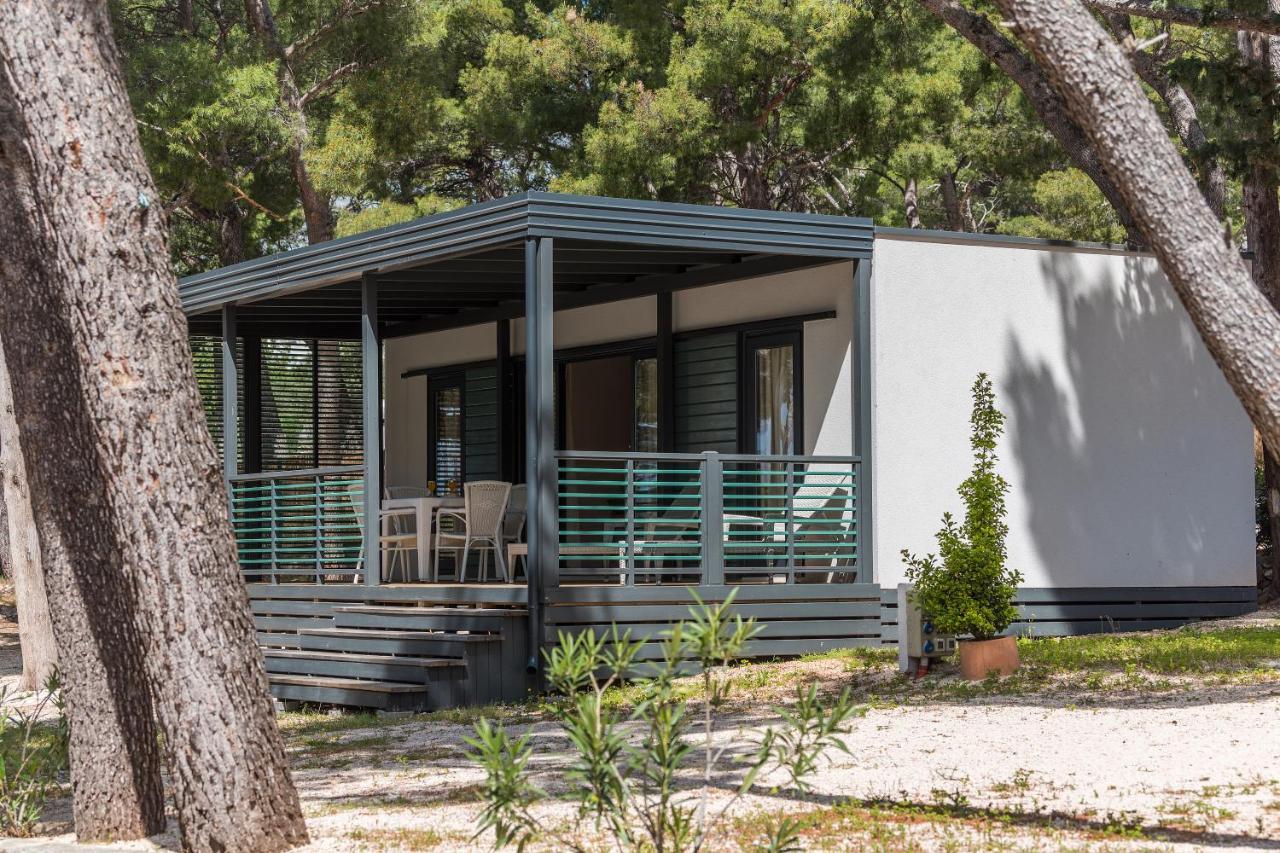 Riviera Mobile Home Макарска Екстериор снимка